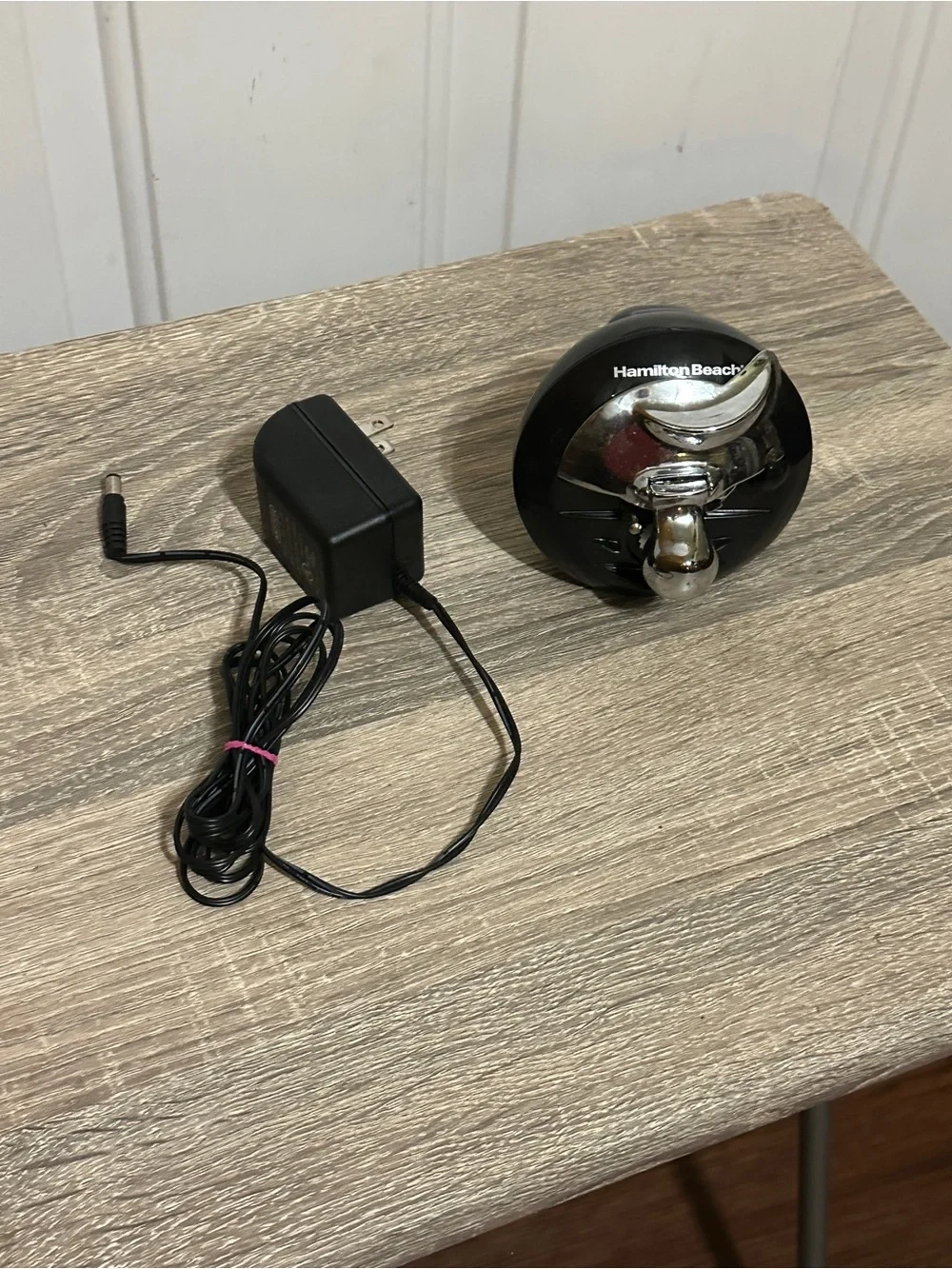 Hamilton Beach Walk & Cut Electric Can Opener W/Charger Black(76501G) Tested
